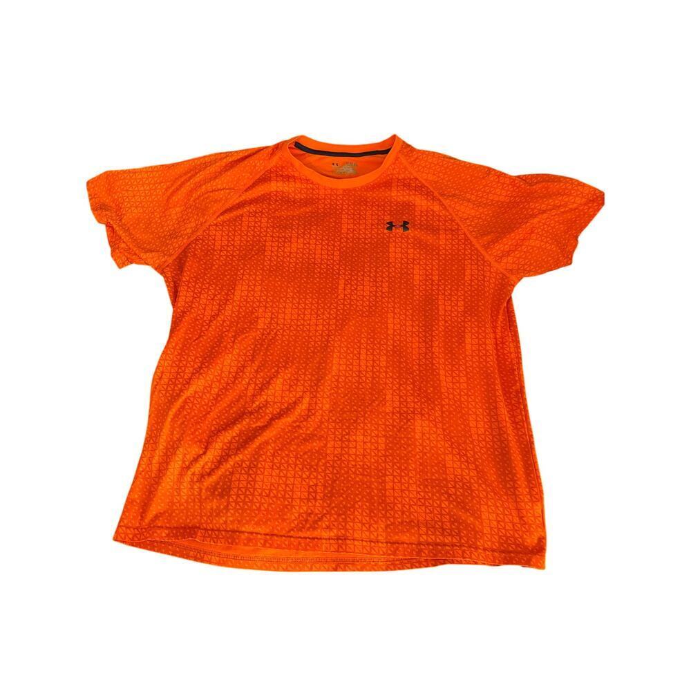 UNDER ARMOUR shirt size XL